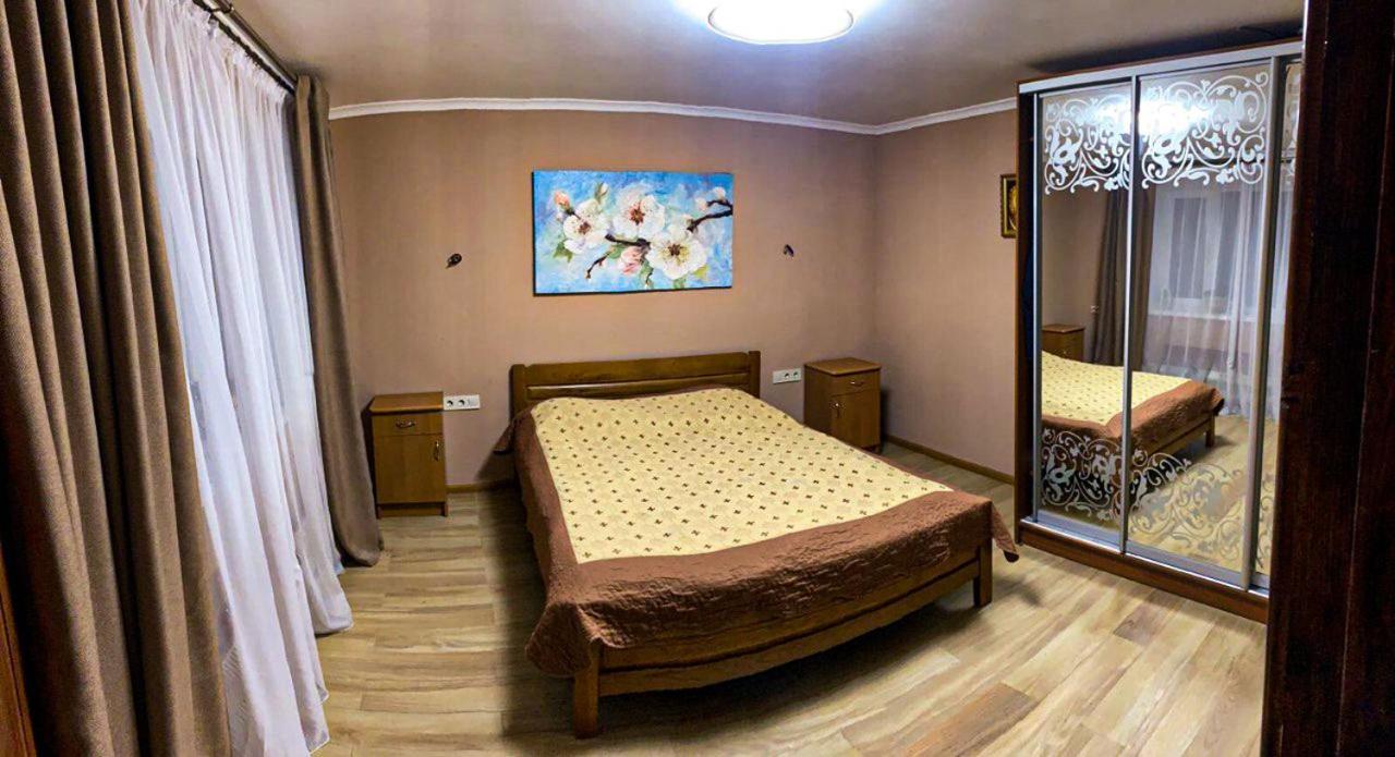 ヤレムチャ Під Лісом У Гідаヴィラ エクステリア 写真